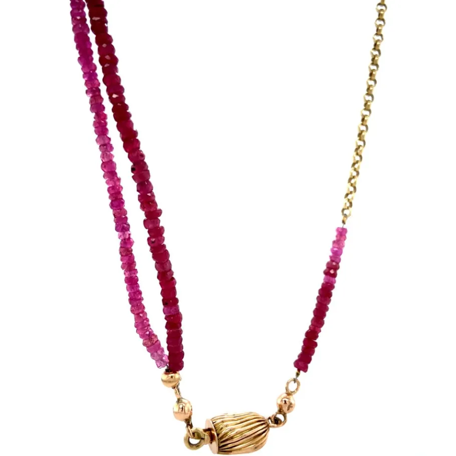 gouden_collier_met_robijn_2-1.webp New Gouden collier met robijn 14 krt Kettingen Met Edelsteen
