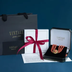 New Parel collier met gouden sluiting 14 krt Kettingen Met Edelsteen