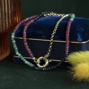 Outlet Robijn, smaragd en saffier collier 14 krt Kettingen Met Edelsteen | Gouden Kettingen