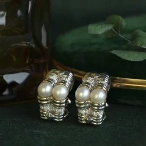 Sale Wigouden oorhangers met parel en diamant 18 krt Oorbellen Met Edelsteen
